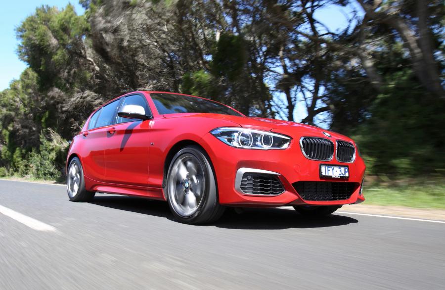  BMW M140i 5-Door 2016 года  (AU) (фото 5 из 21)